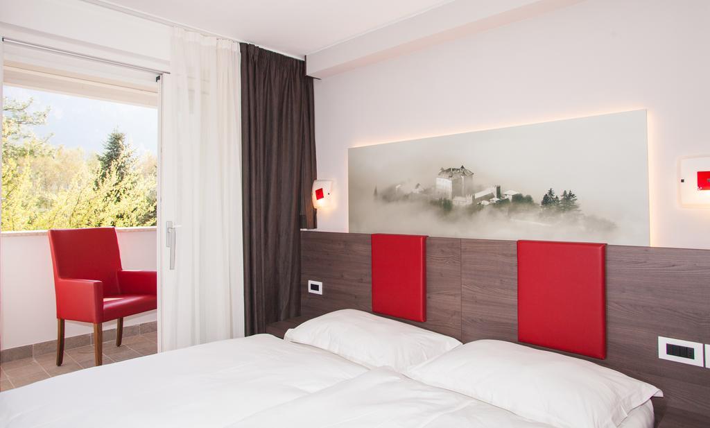 Hotel Comfort Erica Dolomiti Val D'Adige Salorno Kültér fotó