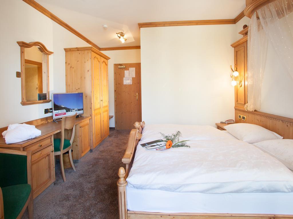 Hotel Comfort Erica Dolomiti Val D'Adige Salorno Kültér fotó